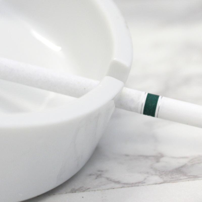 灰皿 陶器 業務用 大量注文OK シンプル 小さめサイズ ホワイト 白 丸い