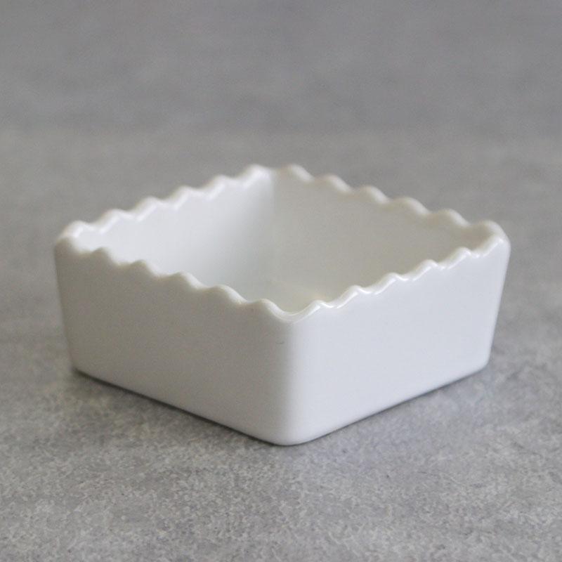 ミニトレイ 小付 白 ホワイト 四角 角型 白い器 赤 レッド