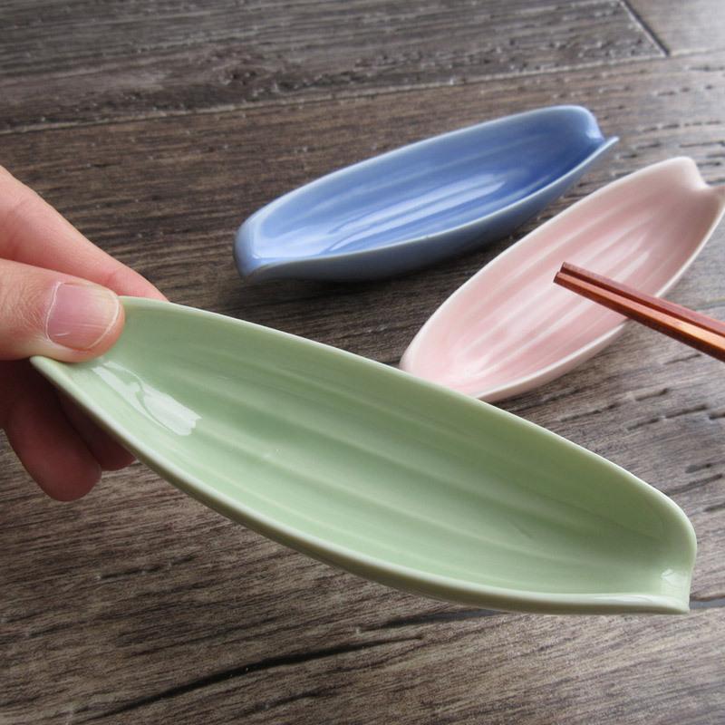小皿 小付 小さなお皿 和食器 薬味入れ 笹の葉 舟形 グリーン ピンク