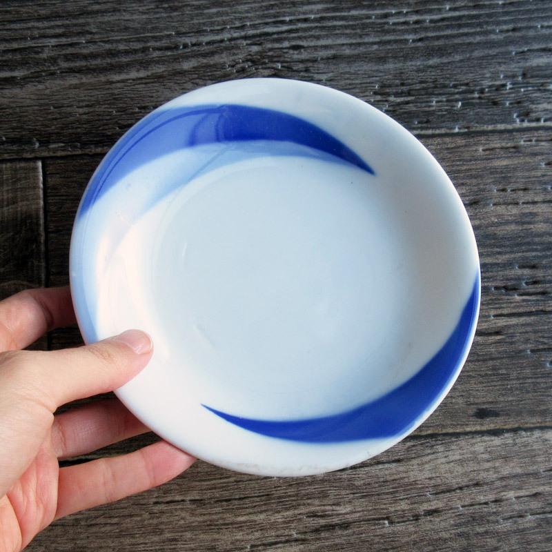丸皿 深皿 和食器 白地 丸いお皿 青いライン入り 洋食器風 美濃焼