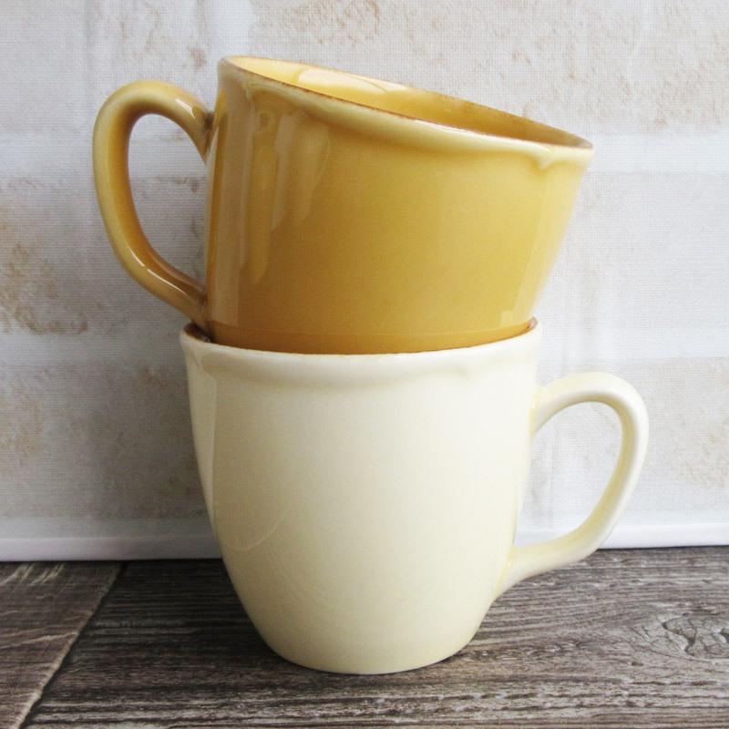 とろけるマグカップ(2色選択)/ 220cc はちみつ風 陶器のマグ カフェ食器 コーヒー 紅茶 ミルク アウトレット食器 :u148:サラーミキ !店 通販 ボダム(bodum) 黄色、黄緑2色、4個