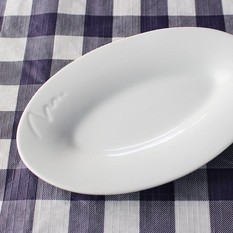 ホワイト オーバルプレート 小 18.8cm / 白い食器 持ちやすい 洋食器