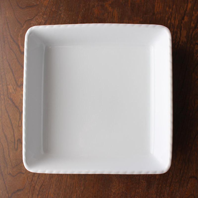 白い陶器の長方形トレイ コ7 アッシュホワイト シルバーモチーフ 長方トレイ皿 - 益子焼