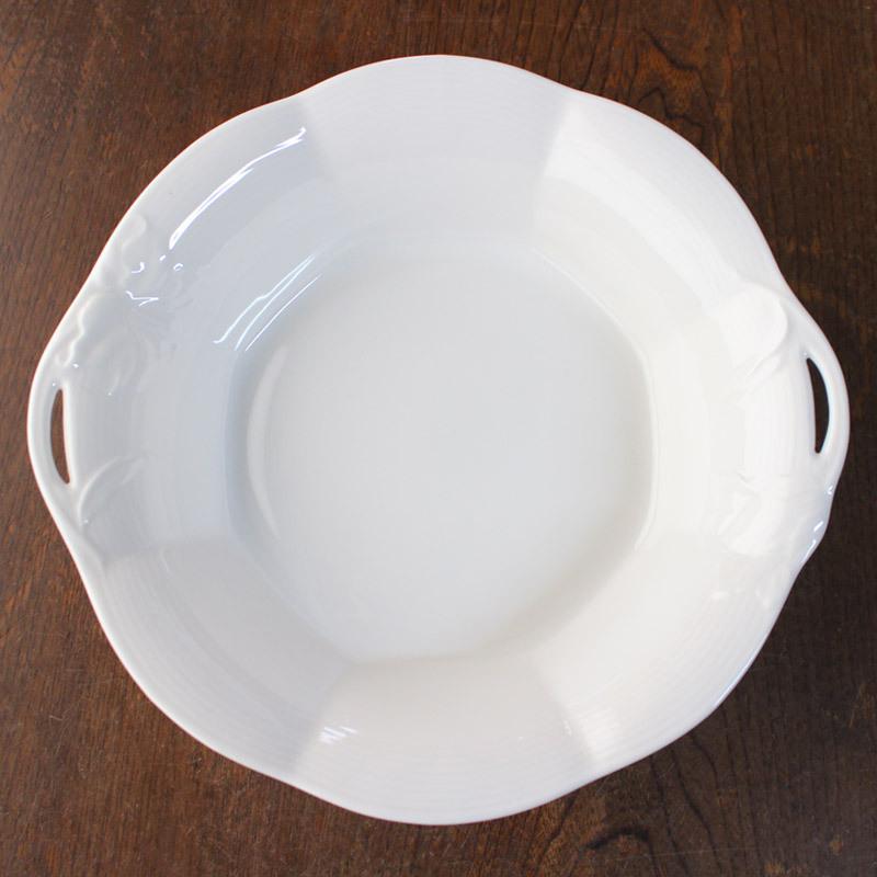ボウル 24.3cm 洋食器 白 サラダ 鉢 大鉢 陶磁器 白い器 花柄 花模様