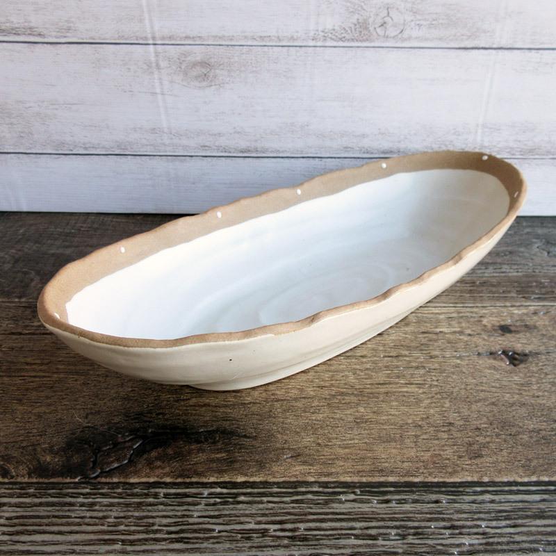 イッチン 楕円皿 長径27cm 作家もの 白磁