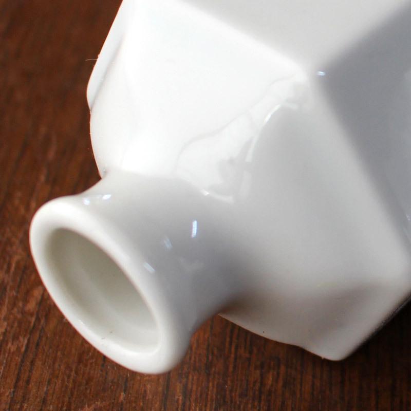 一輪挿し 花瓶 陶器 白 六角形 インテリア おしゃれ / 白い丸首