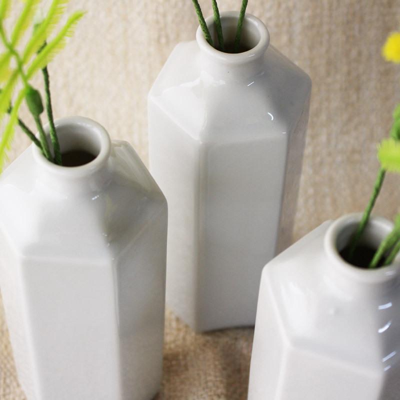 八角形の陶磁器花瓶 八角形の陶磁器花瓶 八角形の陶磁器花瓶