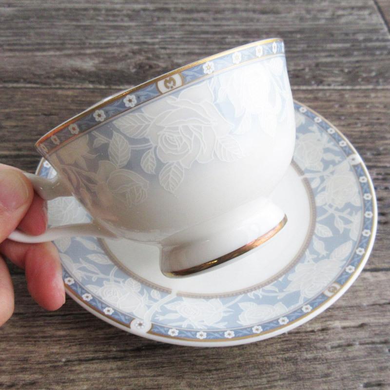 NARUMI ナルミ ホワイトローズ カップ＆ソーサー / ティースプーンつき