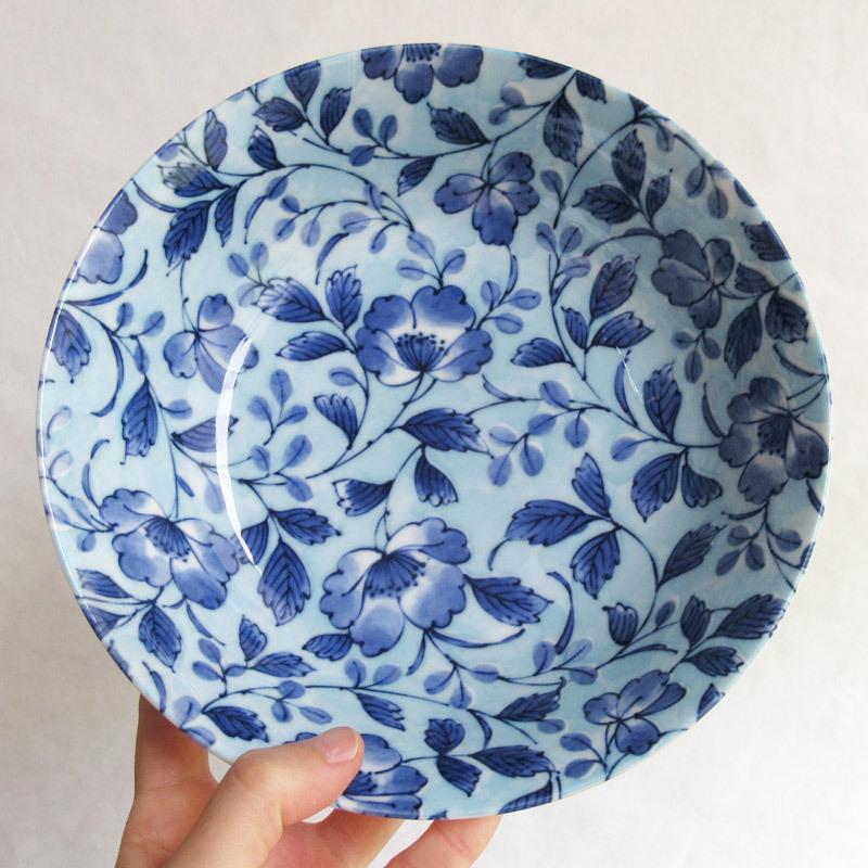 ボウル 浅鉢 和食器 円形 中鉢 おしゃれ さざんか 染付 ピンク