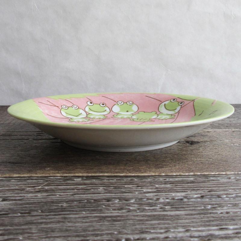 丸皿 中皿 20cm プレート 蛙 かえる 和風 ピンク色 桃色 使いやすい