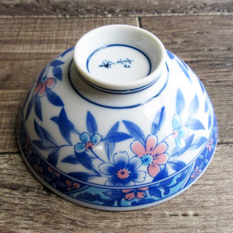 青い花模様の茶碗 5個セット 青い花模様の茶碗 5個セット