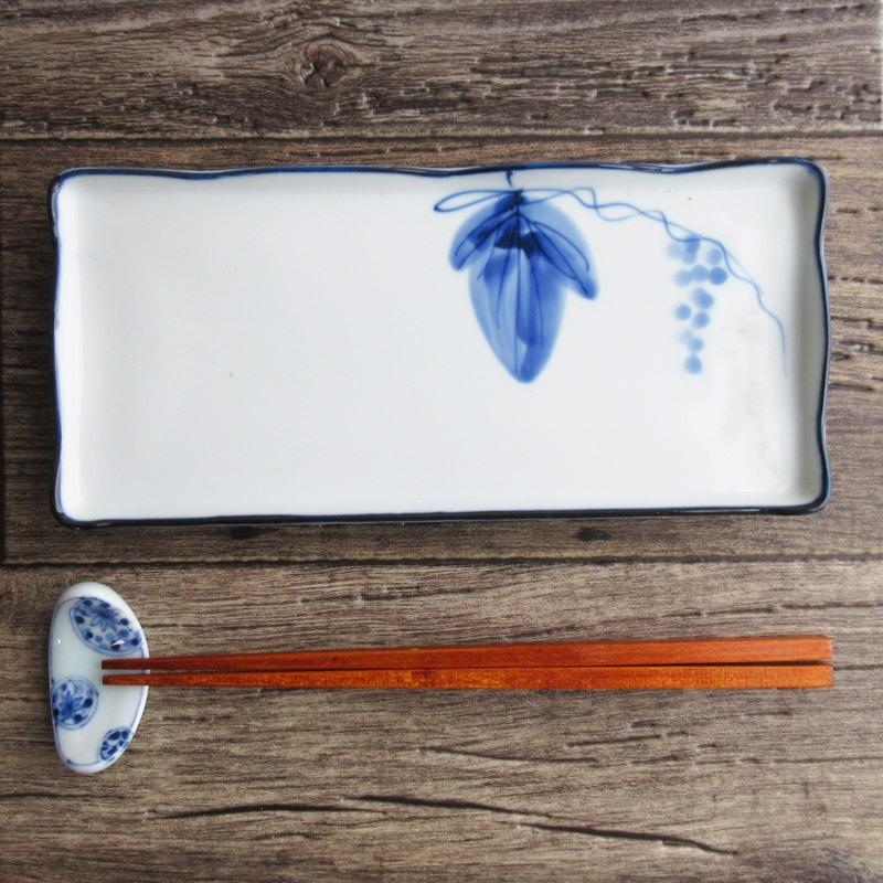 焼物皿 長角皿 和食器 刺身皿 葡萄 ブドウ 染付 手描き風 波渕