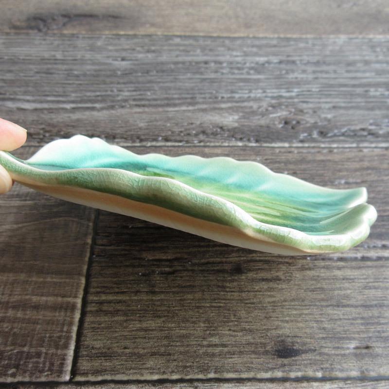 小皿　銘々皿　木の葉 Amazon.co.jp: たち吉 創作陶器 木の葉 吹き寄せ 小皿 銘々皿 5枚