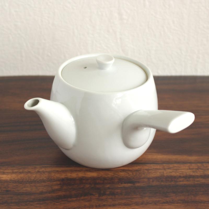 白磁急須 スリム持ち手 / 500cc 簡易茶漉し ティーポット ポット 茶器