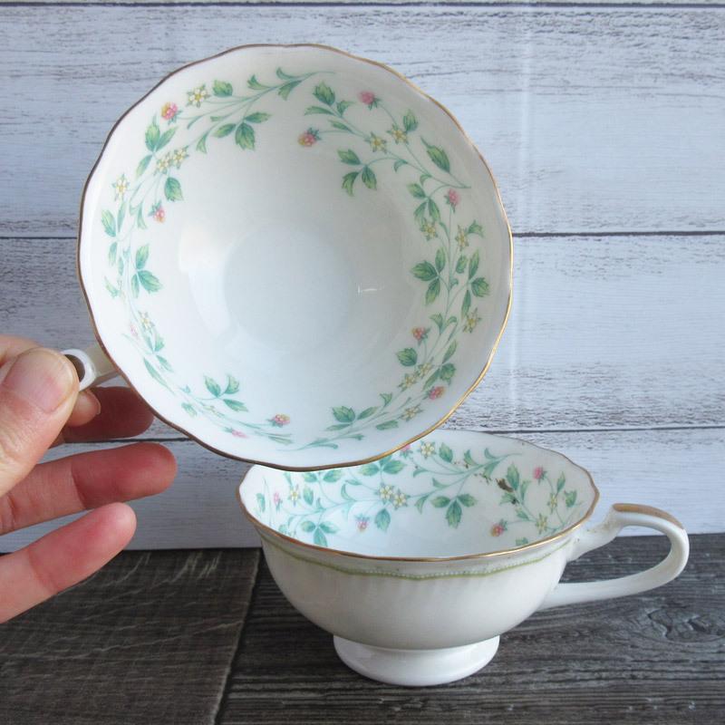 値下【現状品】 ワイルドストロベリー　食器フルセット 楽天市場】ウェッジウッド ワイルドストロベリー プレート 23cm 【皿