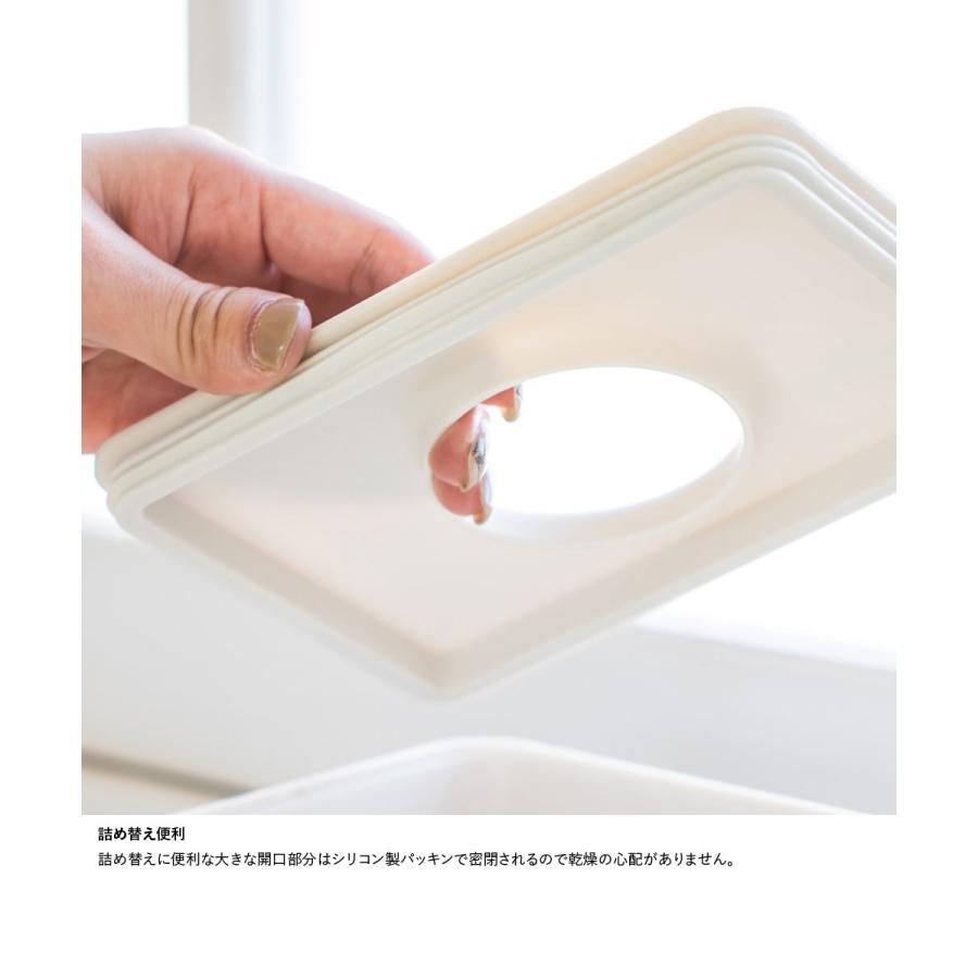 ウエットティッシュケース・ミラー&コームセット【♡MARIKO♡】 sarasa design ウェットティッシュケース、おしゃれなおしりふき