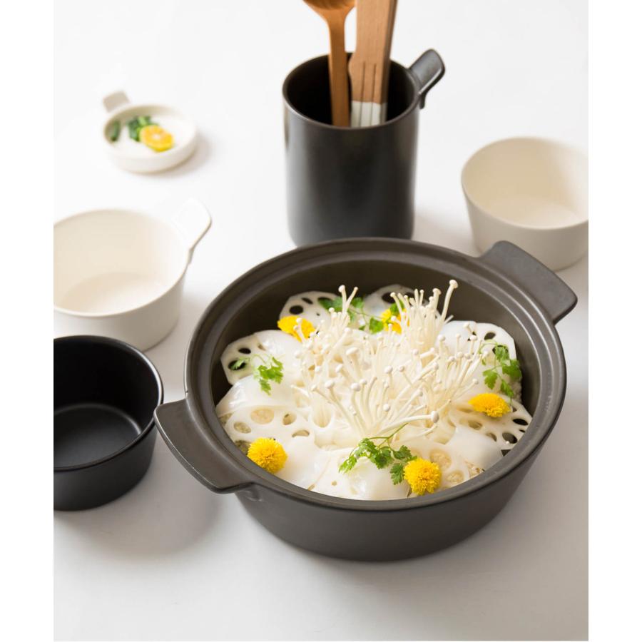 おしゃれな土鍋・炊飯鍋としてご飯を炊くのにも◎［b2c マルチクッカー L（2-3人用）］の画像