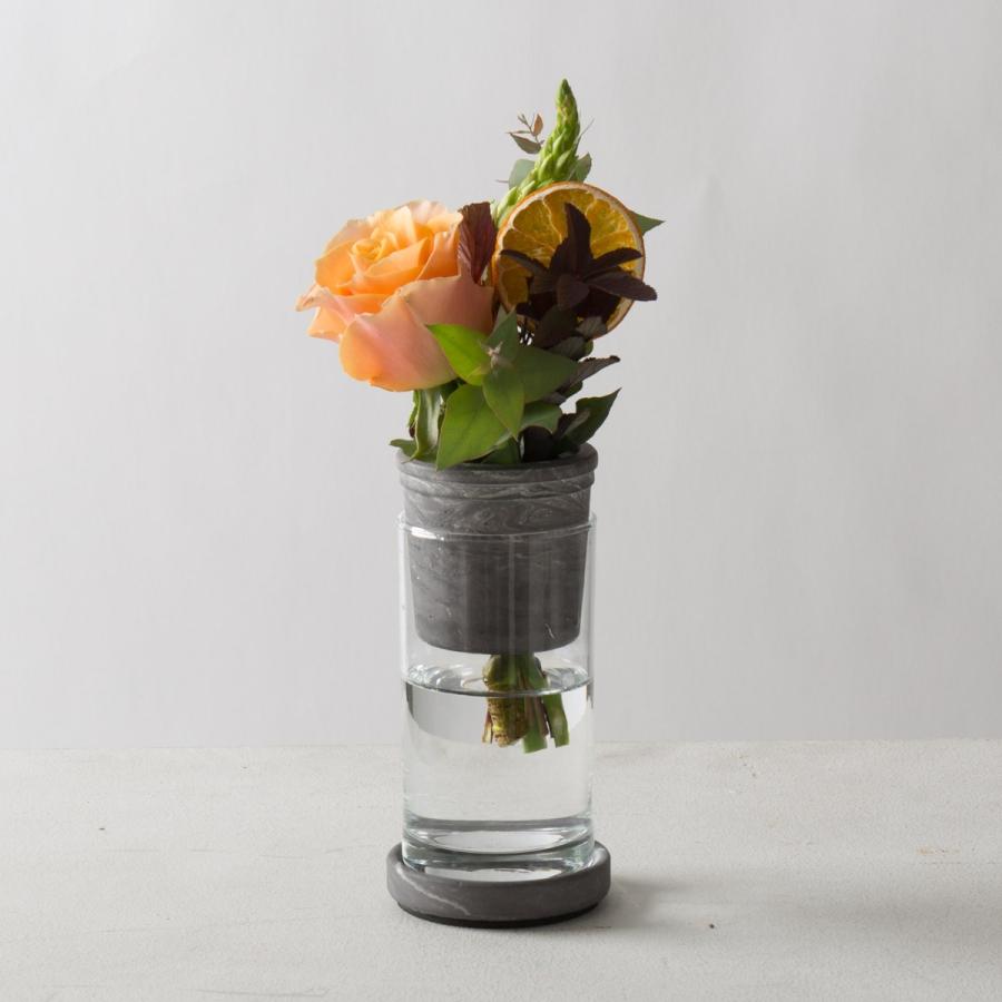 ガラスとセメントの組合せがおしゃれなフラワーベース［R-Noo〈アールヌー〉TARN S フラワーベース セメント＆グラス S（グレー）］花瓶｜sarasa-designstore