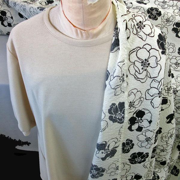 綿リップル生地（M9801-8）ダイレクトワッフル 花柄プリント