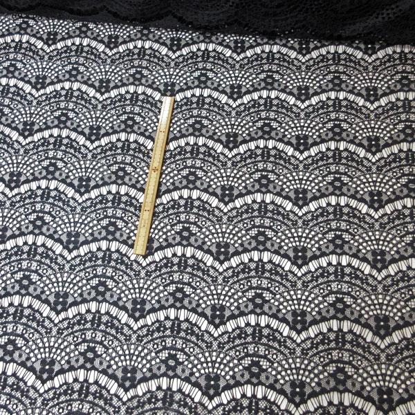 ポリエステルラッセルレース生地（YRN255）黒 生地巾115cm 数量1(50cm 