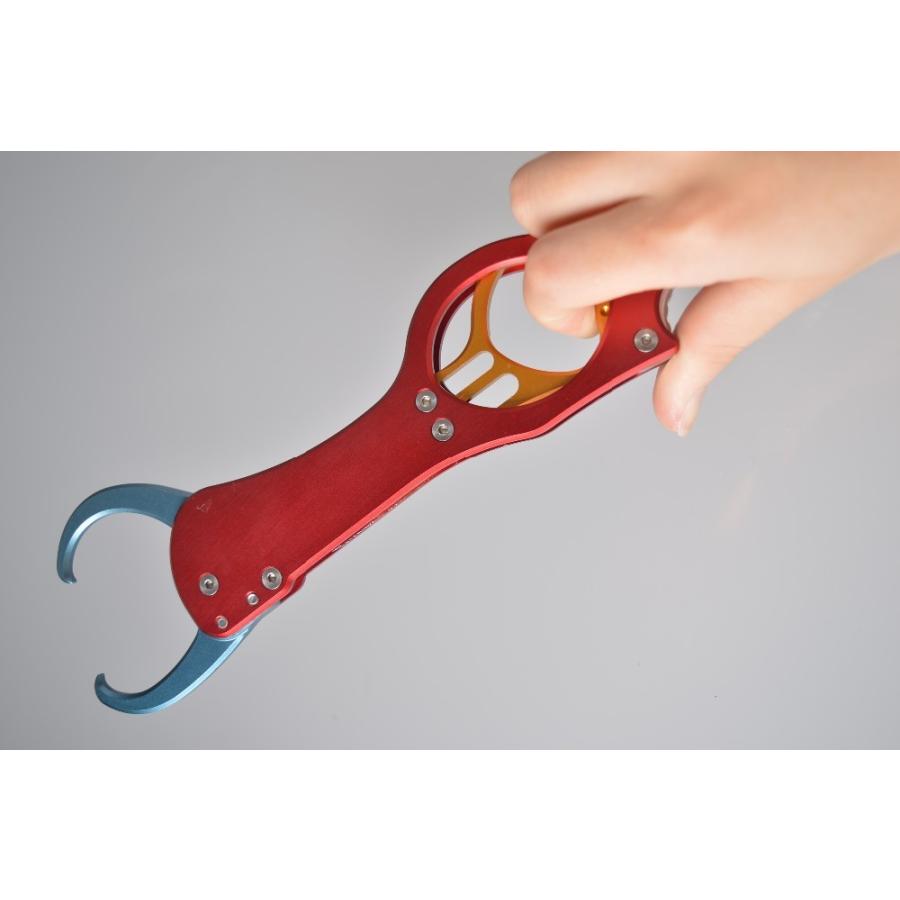 大型魚用！握りやすいピストル型アルミ製フィッシュグリップ (2色