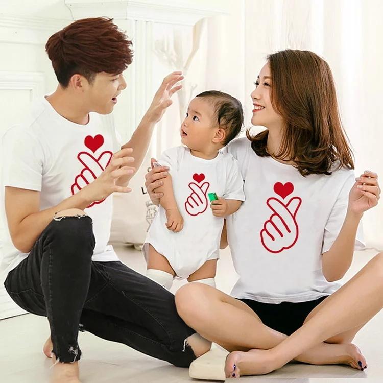 親子 ペアルック 赤ちゃん リンクコーデ 親子ペア ペアtシャツ 親子コーデ お揃い ロンパース Tシャツ 家族 赤ちゃん パパ ママ 子供服 夏 ペア カップル ペアル Jx0421b0256 佐藤大輝 通販 Yahoo ショッピング