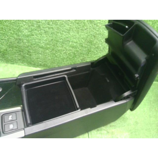 レクサス GS DBA-GRL11 フロントセンター コンソールボックス