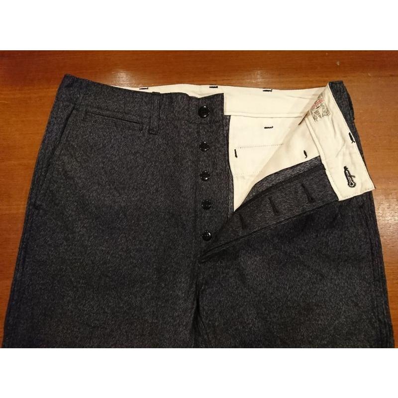 CUSHMAN（クッシュマン） ブラックシャンブレーショートパンツ