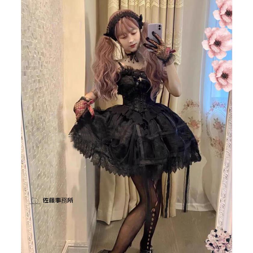 【aaa】ゴスロリ・ロリータドレス Mサイズ クロス刺繍ゴシックドレスセット⠀】 胸元のバラと十字架の刺繍