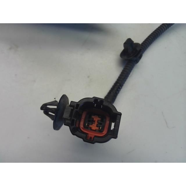 リーフ ZAA-AZE0 「充電ポートカバー」 同梱不可 即決品 : サトウ
