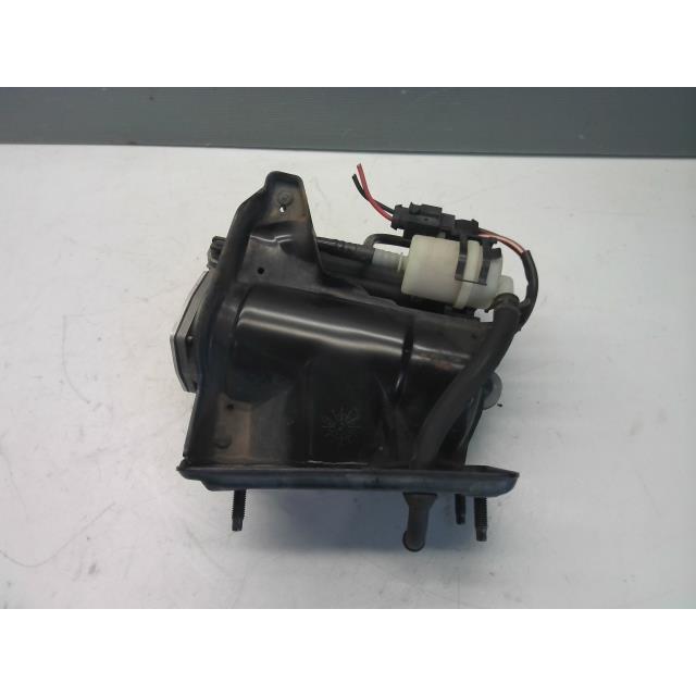XJ ジャガー XJシリーズ GH-J72SA エアサスコンプレッサー 同梱不可