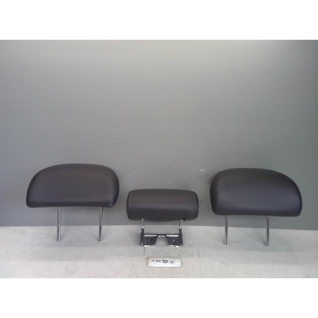 レクサス（LEXUS） LS DBA-USF40 ヘッドレスト 同梱不可 即決品