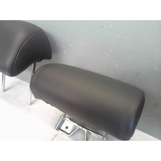レクサス（LEXUS） LS DBA-USF40 ヘッドレスト 同梱不可 即決品