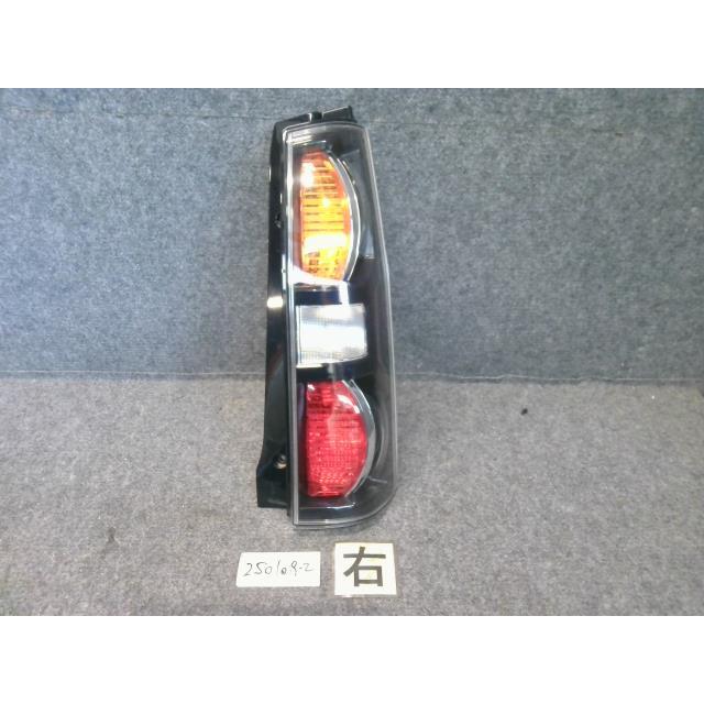 ワゴンR ワゴンR CBA-MH21S 右 テール ランプ 同梱不可 即決品
