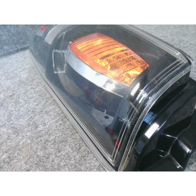 ワゴンR ワゴンR CBA-MH21S 右 テール ランプ 同梱不可 即決品