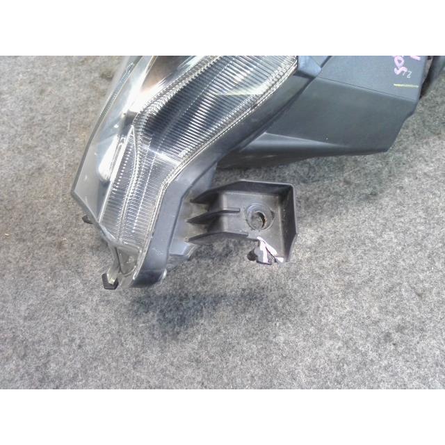 ミラ（ダイハツ） ミライース DBA-LA350S 右ヘッドライト 同梱不可