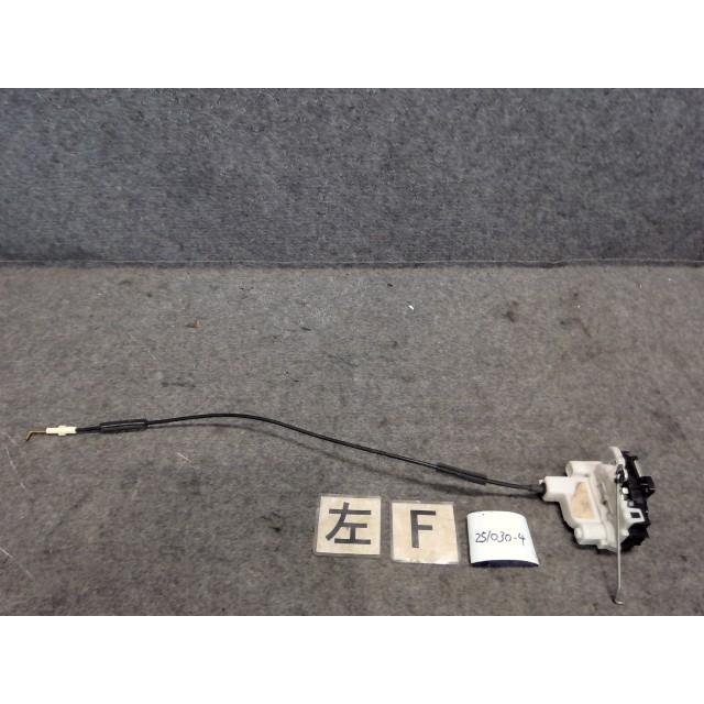 フィアット 500 ABA-31209 左 フロントドアロックソレノイド 同梱不可