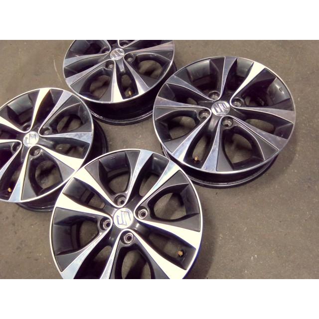 ワゴンR 中古 ホイル ホイール 15×4.5J,4穴,4本,100,+45 同梱不可 即決