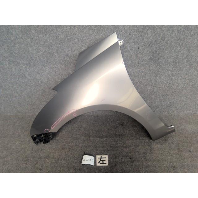 スイフト CBA-ZC32S 左 フェンダー 57711-61P10 ※個人宅不可 同梱不可
