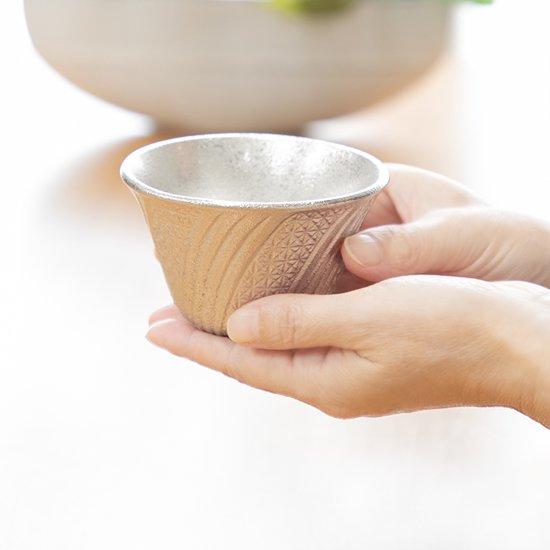 公式 | 薩摩錫器工芸館(株) 錫 タンブラー 切子オンザロック 白吹雪加工 200ml [No.100] 桐箱付き 贈答用 プレゼント 贈り物の画像
