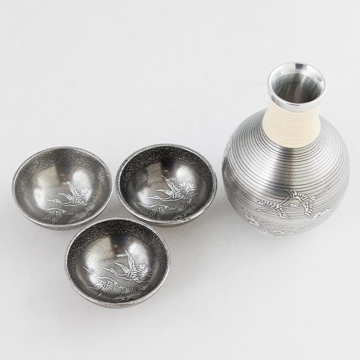 公式 | 薩摩錫器工芸館(株) 錫 酒器セット 鶴 盃3ヶ 黒漆加工 200ml [No.63-2] 桐箱付き 贈答用 プレゼント 贈り物の画像