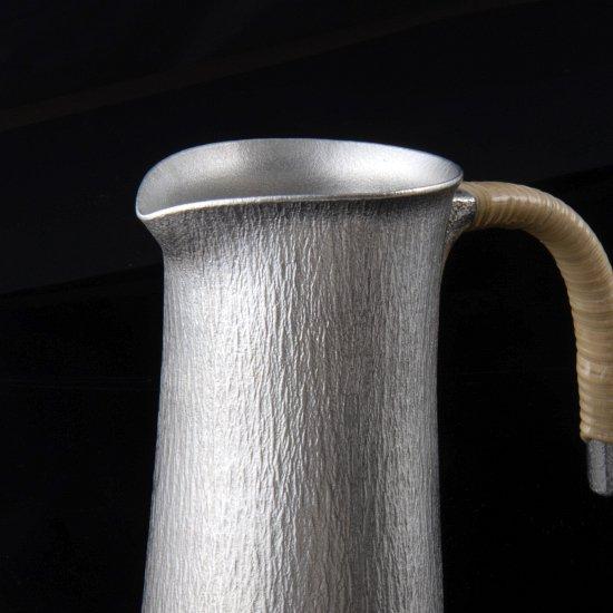 公式 | 薩摩錫器工芸館(株) 錫 酒器セットぐい呑み1ヶ 白加工 270ml [No.75-4・93A-1] 桐箱付き 贈答用 プレゼント 贈り物の画像