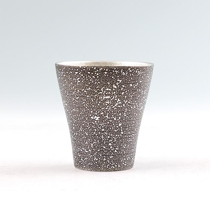 公式 | 薩摩錫器工芸館(株) 錫 フリーカップゼロ 黒吹雪漆加工 140ml [No.78A-1-A] 桐箱付き 贈答用 プレゼント 贈り物_1