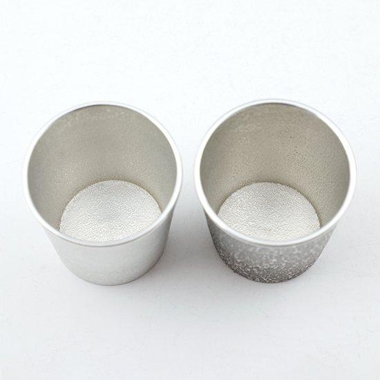 公式 | 薩摩錫器工芸館(株) 錫 ぐい呑み 2個セット 白吹雪加工 黒吹雪漆加工 110ml [No.91C-1・91C-2] 桐箱付き 贈答用 プレゼント 贈り物_11