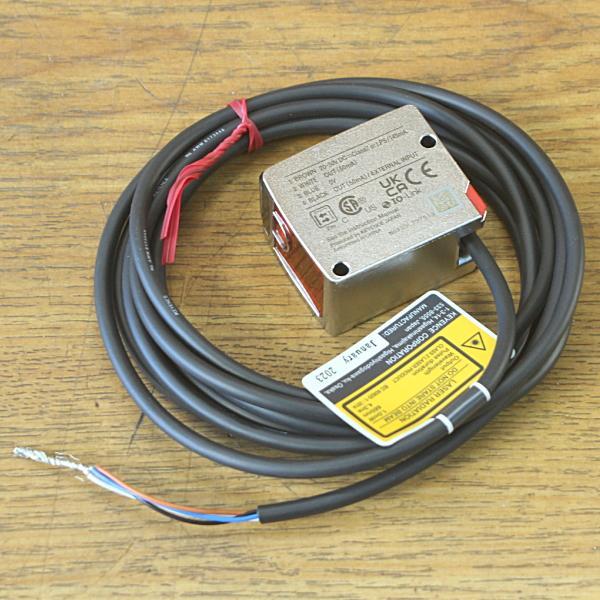 KEYENCE キーエンス LR-TB2000 アンプ内蔵型TOFレーザセンサ KEYENCE キーエンス LR-TB2000 アンプ内蔵型TOFレーザセンサ