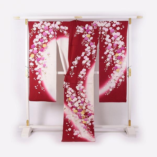 振袖　手縫いお仕立て付き　十日町「関芳」製　赤白色　桜尽くし　金駒刺繍入り　送料込み　ブランド振袖　御振袖の画像
