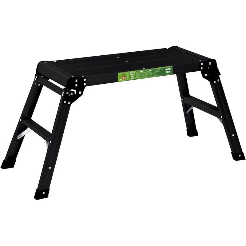 脚立3台。足場板1枚、うま脚立1台。