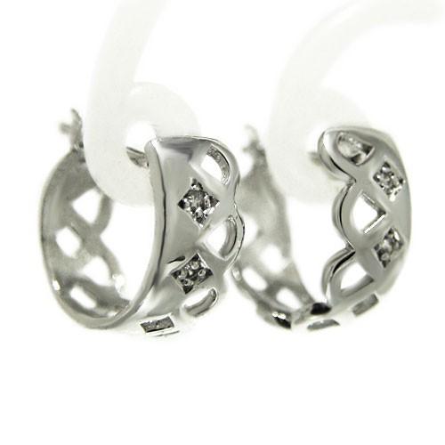 K18WGホワイトゴールド　ピアス　フープ　ティアラ　遮断式　ダイヤモンド　誕生石