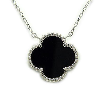 四つ葉のクローバー ペンダント オニキス ネックレス黒