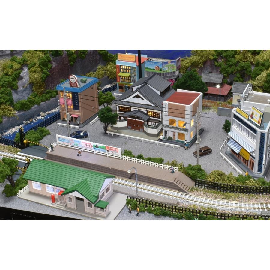 トミックス 鉄道模型 ジオラマレイアウト Nゲージ用 単線90x60cm トミックス 鉄道模型 ジオラマレイアウト Nゲージ用 単線90x60cm